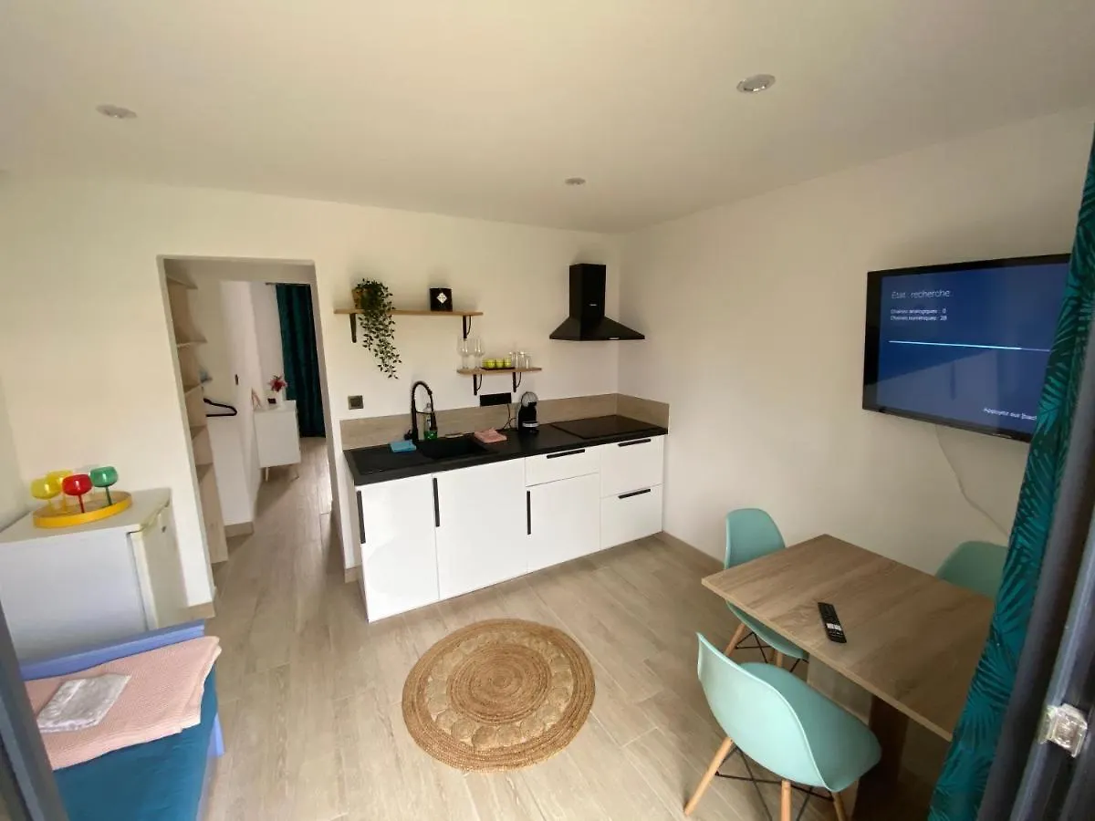 F2/4 Pers Plage-Commerces A Pieds-Parking Prive Saint Aygulf Appartement